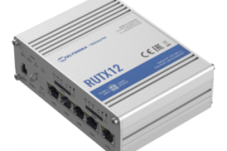 RUTX12 rastreador GPS